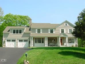 11 Wintergreen Drive, Easton