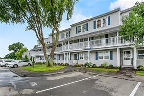110 Beachview Avenue #216, Bridgeport