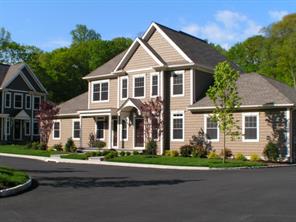 112 Colonial Village Circle, Unit 112, Trumbull