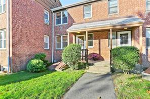 128 Virginia Avenue, Bridgeport