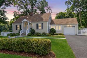 15 Dill Road, Fairfield