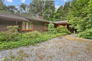 20 E Common, Easton