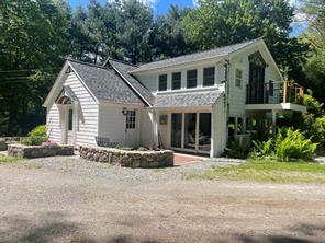 206 Sharp Hill Road, Wilton