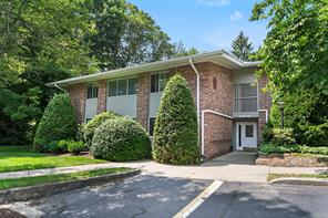 207 Southport Woods Drive, Southport