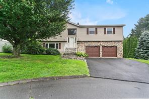 26 Nutmeg Lane, Fairfield