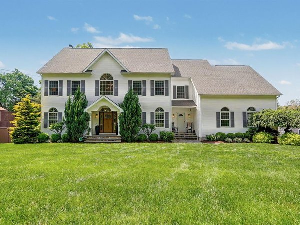282 Glen Ridge Road, Fairfield