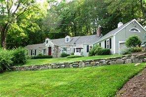 52 Davis Hill Road, Weston