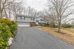 53 Salem Road, Trumbull