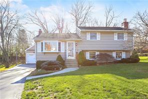 77 Pepperidge Circle, Fairfield