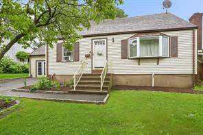 84 Hickory Street, West Haven